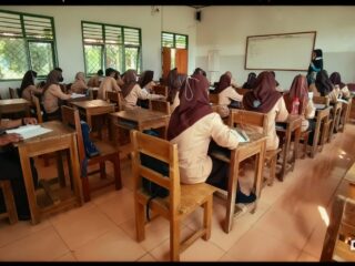 Bayang-bayang Korupsi Menyelimuti SMKN 1 Pekalongan